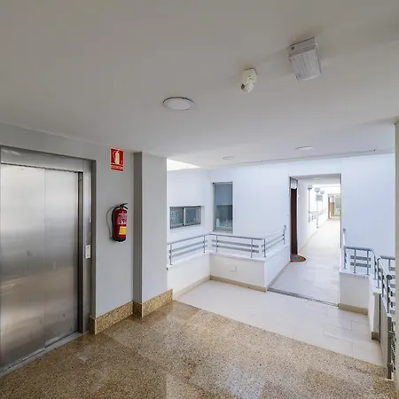 Cubo's Marmela Apartment *